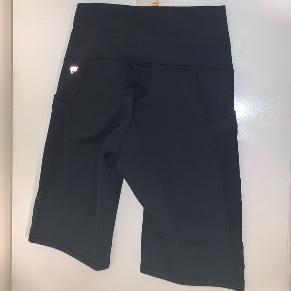 Mila High-Waisted Pocket Short 9" - Picture 4 of 6